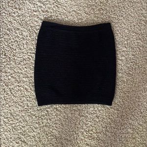 Idea Piu Black pencil skirt